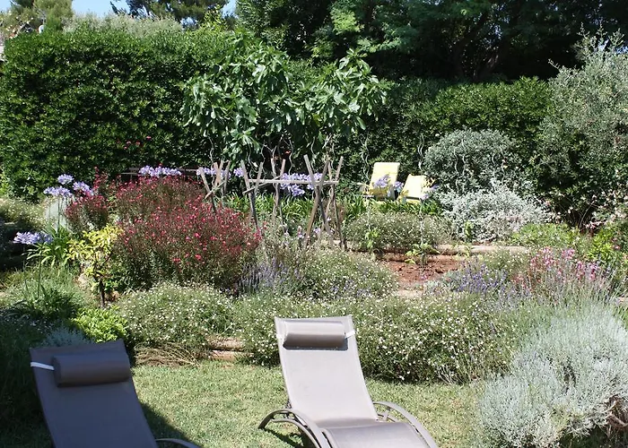 Ecole Buissonnière Appartement *