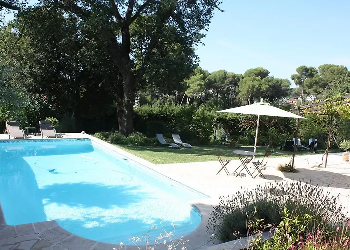 Apartment Ecole Buissonniere